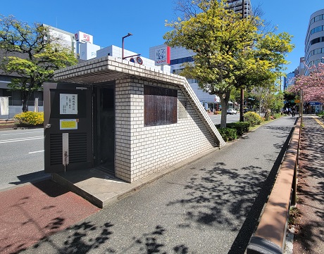 福岡城跡堀石垣保存施設入口の写真