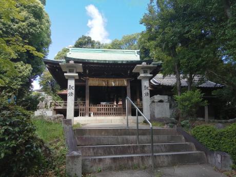 小烏神社拝殿の写真