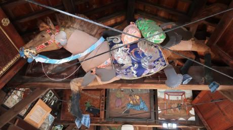 宇賀神社(大宮二丁目)に飾られた馬の写真