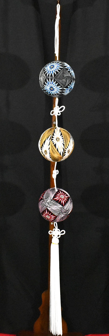 吉田　祥子「花と宇宙」