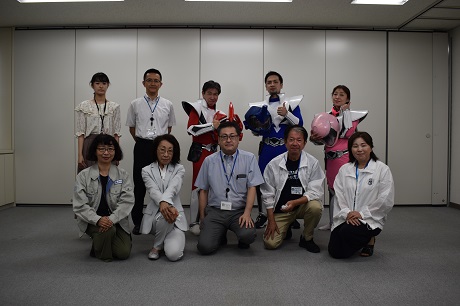 10人で集合写真