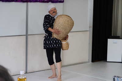 どじょうすくい