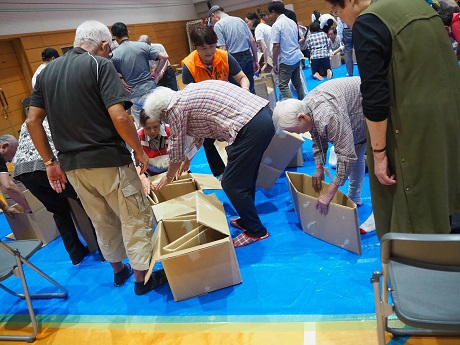 段ボールベッド１