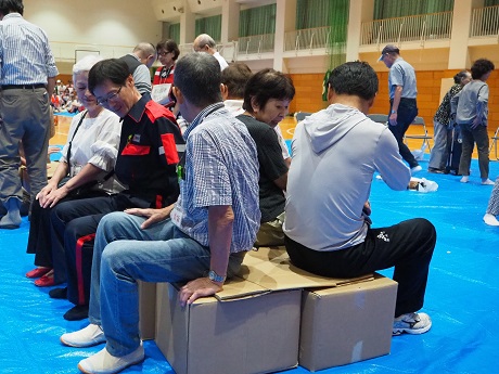 段ボールベッド