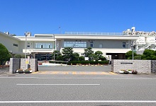 管理本館の写真