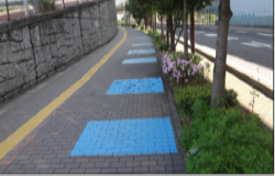 自転車誘導部の写真