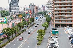 妙見通りの様子の写真