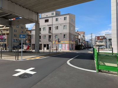 雑餉隈(ざっしょのくま)1号踏切(施工後)