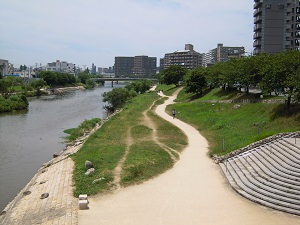 河畔プロムナードの写真