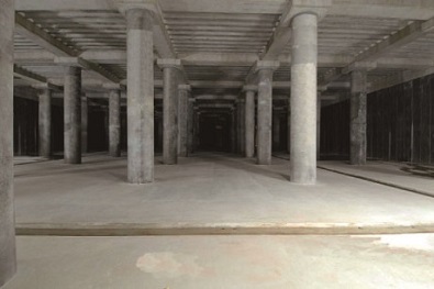 山王雨水調整池の内部写真