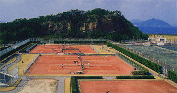 屋上テニスコートの画像