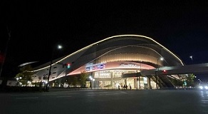 MARK IS福岡ももちのオレンジライトアップ写真