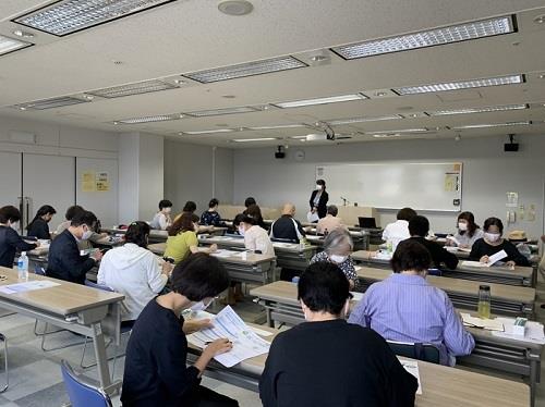 2枚の写真の1枚目