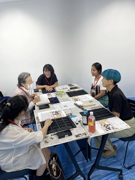 お話をしている様子