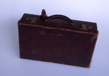 画像:トランク＜小＞