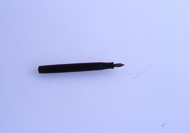 画像:万年筆＜THE Ideal PEN＞