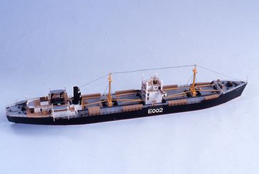 画像：引揚船模型「恵山（えざん）丸」