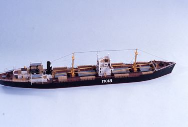 画像：引揚船模型「明優丸」