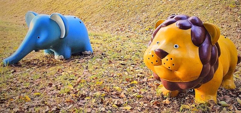 博多の遊具のフリーペーパーの表紙の画像