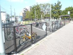 千代県庁口駅駐輪場の写真