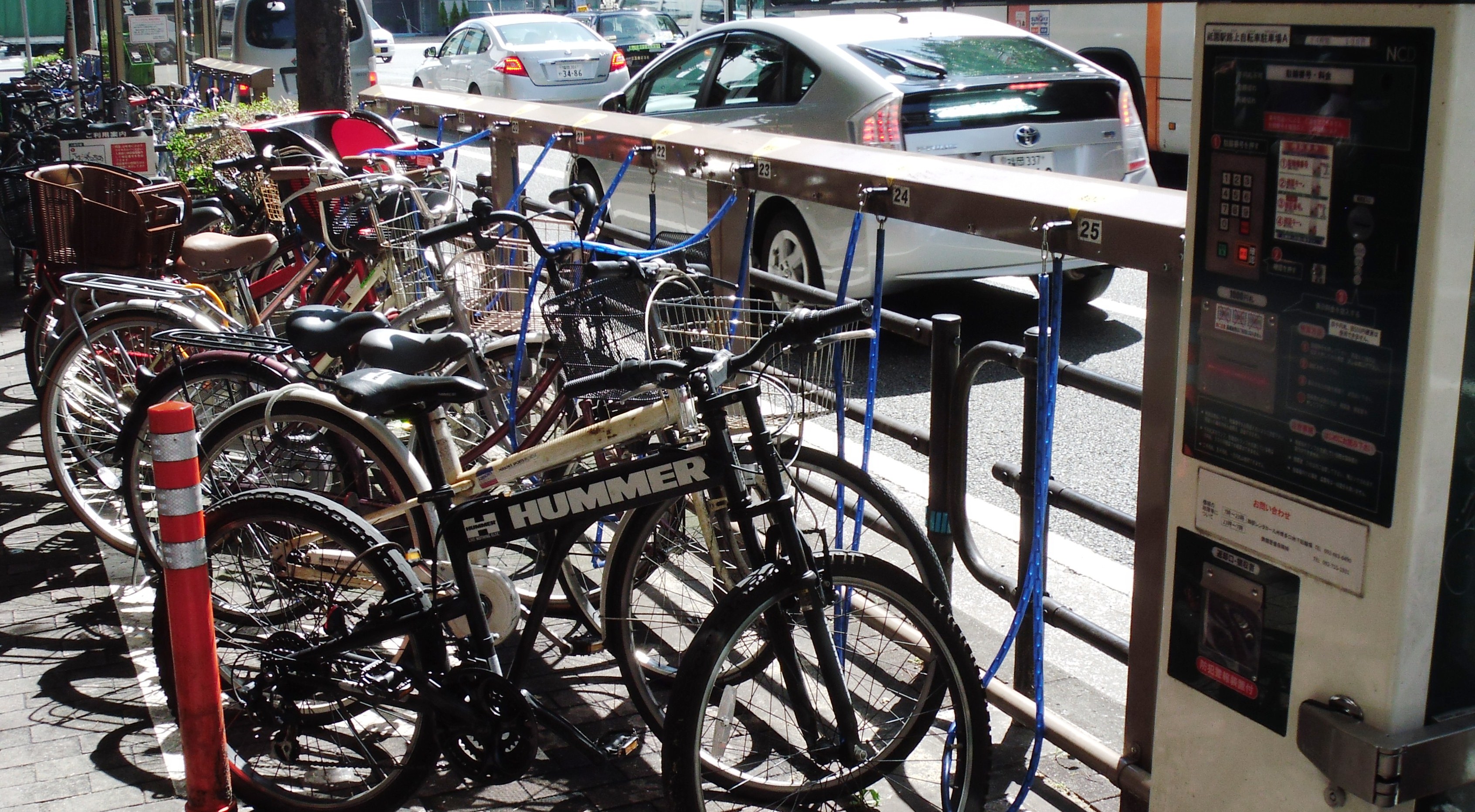 祇園駅路上駐輪場の拡大画像２