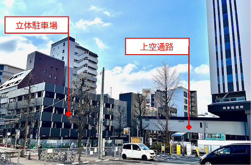 博多区役所立体駐車場の写真