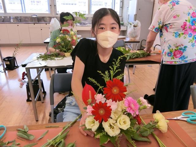 奈良屋公民館フラワーアレンジメント教室３