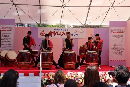 令和7年度博多区演舞台の様子(太鼓)