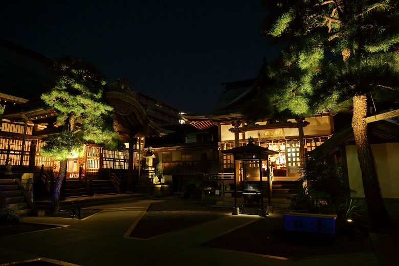 本岳寺「境内」の写真