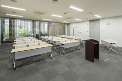 なみきスクエア内部