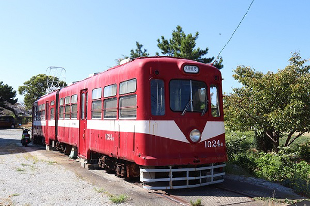 みつみ老人福祉施設内の電車の写真