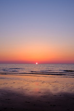 奈多海岸の夕陽　２枚目