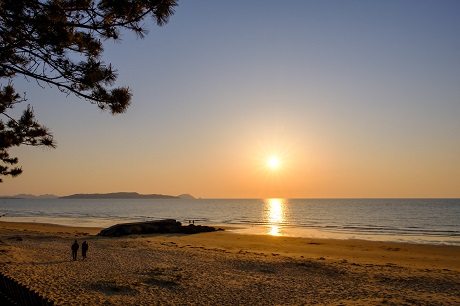 奈多海岸の夕陽　３枚目