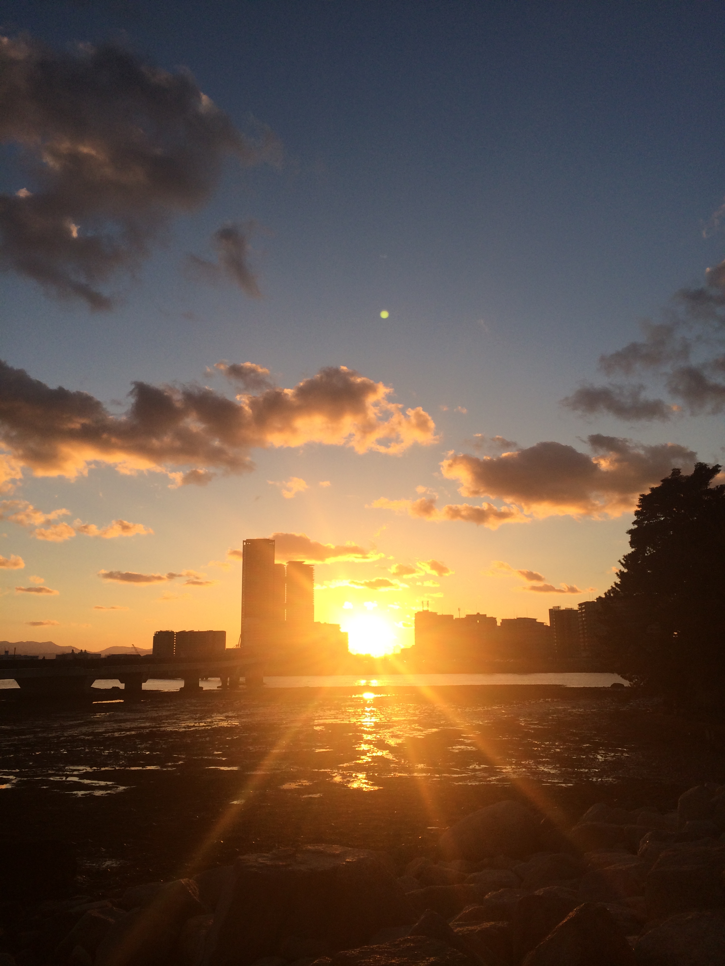 あいたか橋周辺の風景