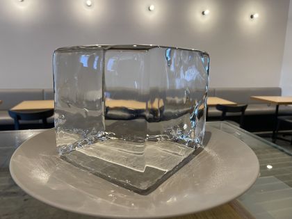 おいしい氷屋で使用している「博多純氷」