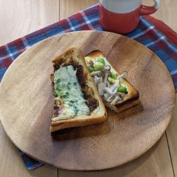 のっけてレートーストの写真