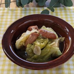 キャベツのまるごとポトフの写真
