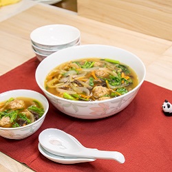 春菊ときくらげのあったかとろみスープの写真