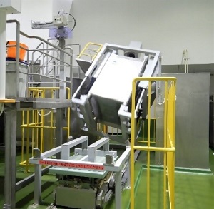 スープを攪拌するトート瓶の写真