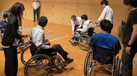 職員研修の様子２