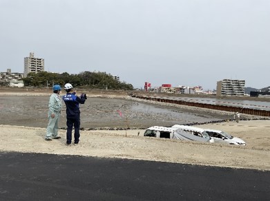 用地整備係の現場風景２