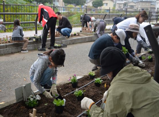 画像:鳥飼花クラブの活動写真１