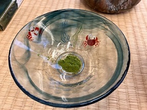 ガラスのお茶碗