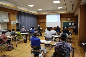 受講している様子