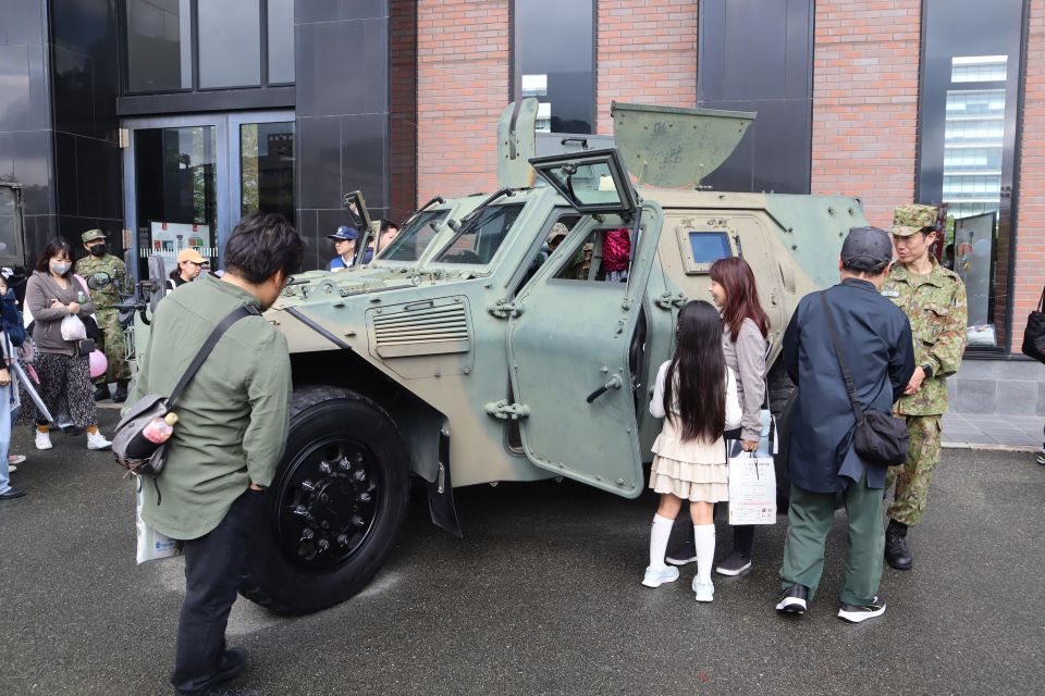 自衛隊車両の試乗体験