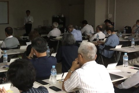 委員研修会の様子