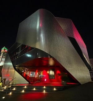 010ビルディング