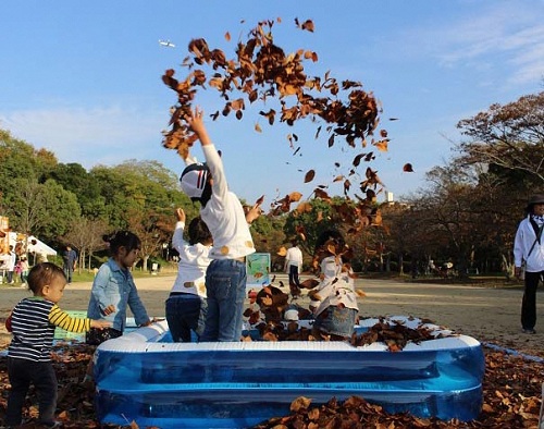 福岡城　秋の舞鶴公園であそぼう！