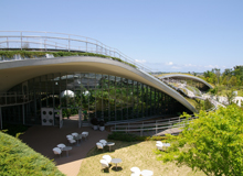 アイランドシティ中央公園（緑と水の相談室）の写真1