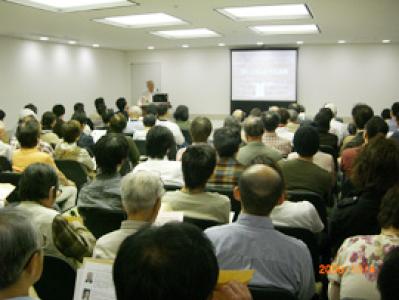 赤煉瓦文化館建築誕生100年を記念したセミナーのようす